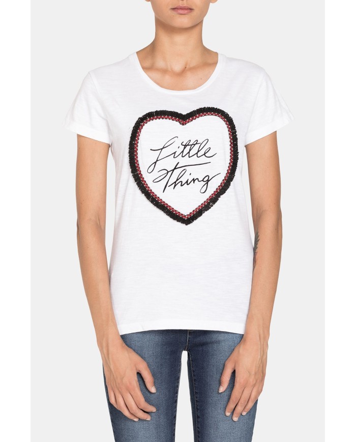 T SHIRT GIROCOLLO CON STAMPA IN JERSEY SLUB. Vestibilità slim.