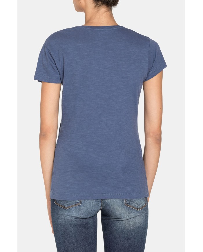 T SHIRT GIROCOLLO CON STAMPA IN JERSEY SLUB. Vestibilità slim.