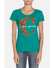 T SHIRT GIROCOLLO CON STAMPA IN JERSEY SLUB. Vestibilità slim.