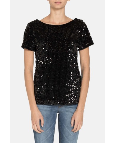 T-SHIRT IN TESSUTO PAILLETTE. Vestibilità slim.