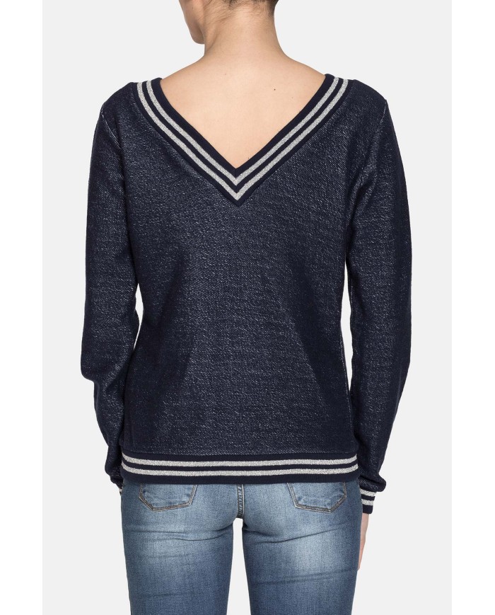 FELPA SCOLLO A V IN COTONE. Vestibilità regolare.