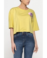 T-SHIRT CORTA GIROCOLLO CON GRAFICA A PETTO