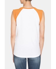 T-SHIRT GIROCOLLO MANICA ALETTA IN JERSEY 100% COTONE. Vestibilità regular.