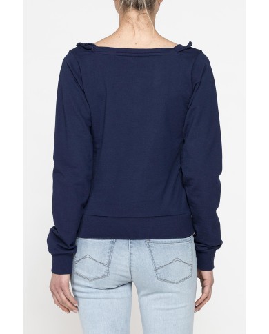 FELPA CON SCOLLO QUADRATO