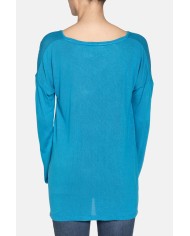 MAXI T-SHIRT SCOLLO A V IN VISCOSA. Vestibilità regolare.