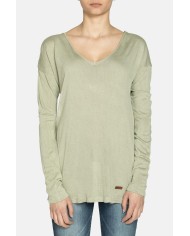 MAXI T-SHIRT SCOLLO A V IN VISCOSA. Vestibilità regolare.