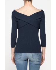 MAGLIA SLIM FIT IN COSTINA CON COLLO INCROCIATO