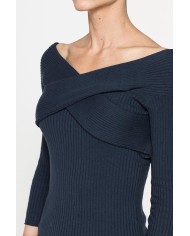 MAGLIA SLIM FIT IN COSTINA CON COLLO INCROCIATO