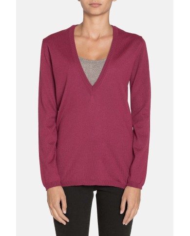 MAGLIA COLLO V IN MISTO LANA. Vestibilità regolare.