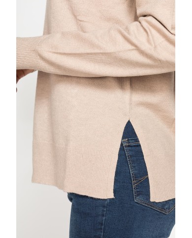 MAGLIA BASICA CON SCOLLO A V