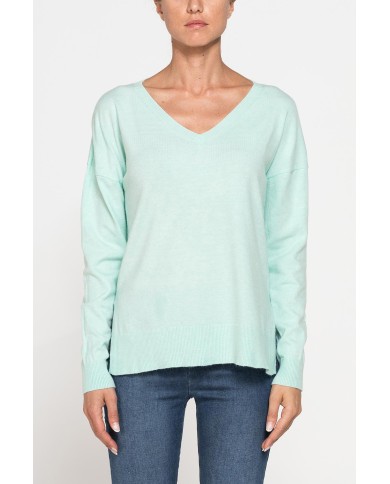 MAGLIA BASICA CON SCOLLO A V