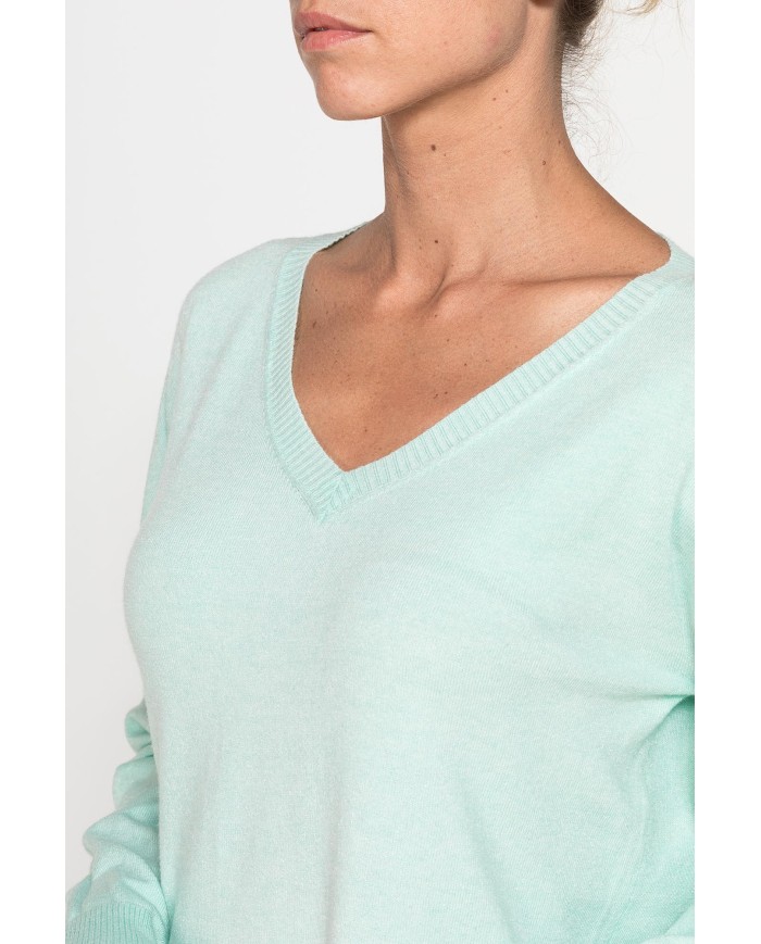 MAGLIA BASICA CON SCOLLO A V