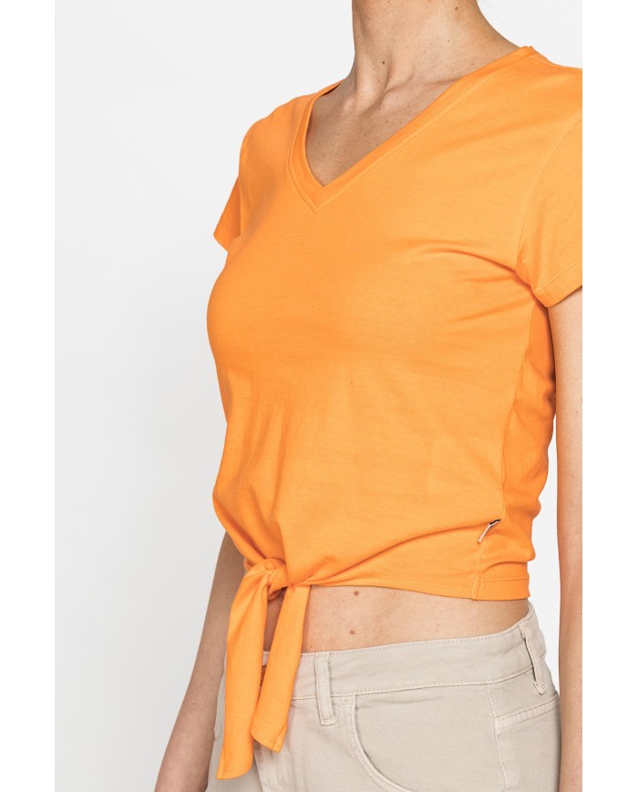 T-SHIRT SCOLLO A V CON NODO IN VITA