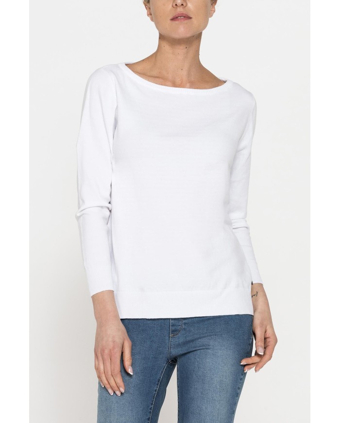 MAGLIA SVASATA CON SCOLLO A BARCHETTA E MANICA TRE QUARTI