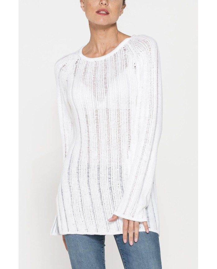 MAGLIA OPENWORK CON SCOLLO A BARCHETTA E MANICA RAGLAN