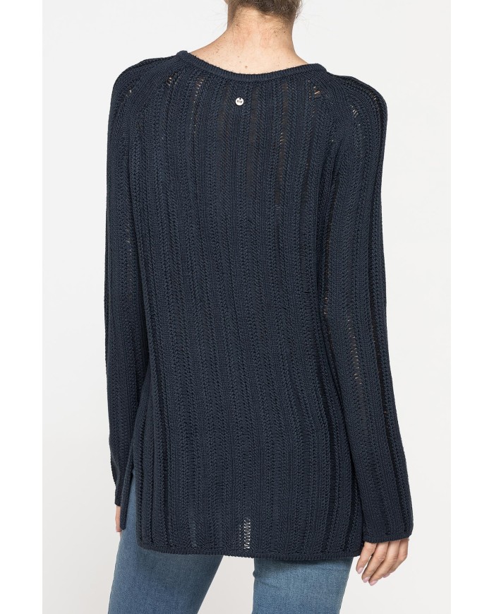 MAGLIA OPENWORK CON SCOLLO A BARCHETTA E MANICA RAGLAN