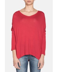 MAXI T-SHIRT COLLO STONDATO IN VISCOSA. Vestibilità regolare.