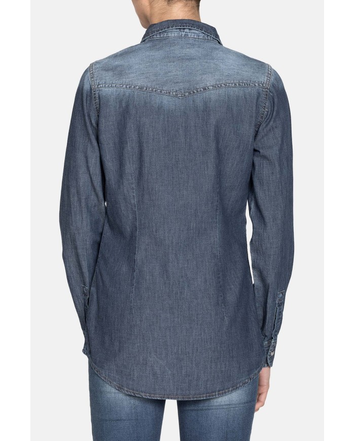 CAMICIA IN JEANS ADERENTE STILE WESTERN