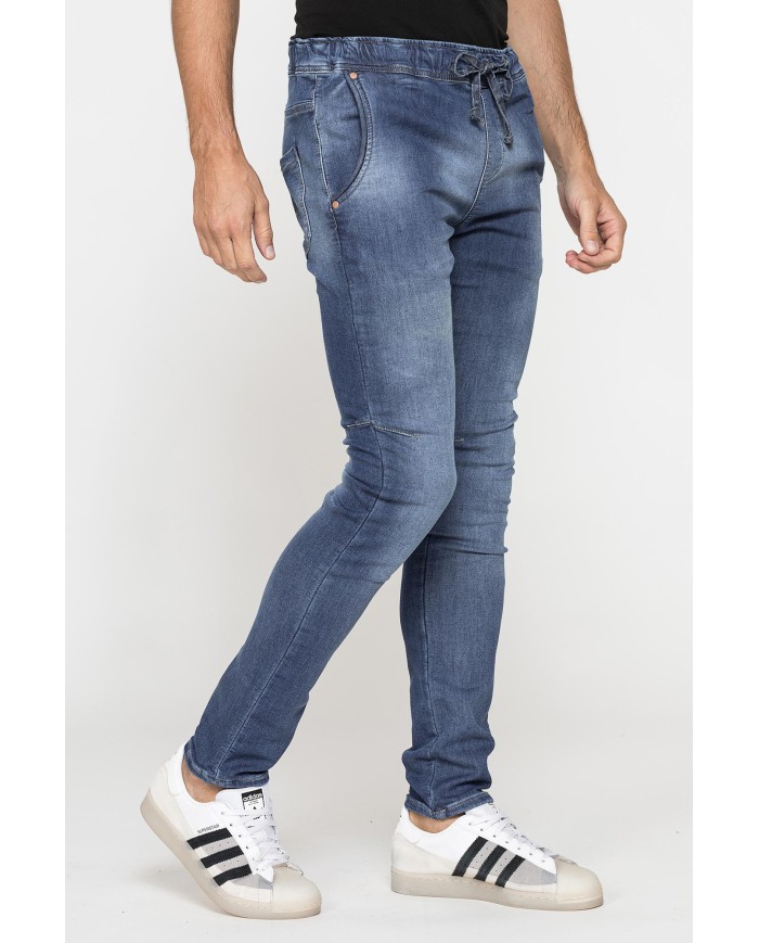 JOGGER JEANS  MOD. 730. Vita bassa gamba asciutta