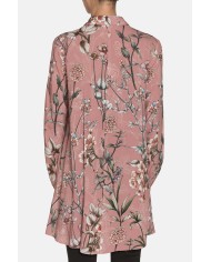 CAMICIA LUNGA IN VISCOSA. Vestibilità regolare.