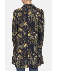 CAMICIA LUNGA IN VISCOSA. Vestibilità regolare.