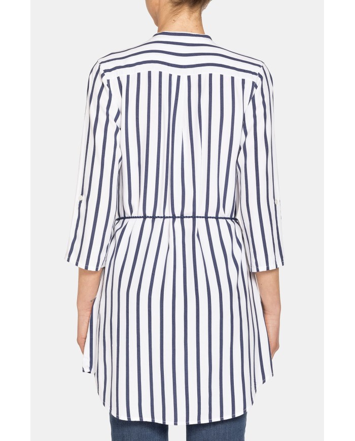 CAMICIA OVERSIZE MANICA SCESA TESSUTO A RIGHE 100% VISCOSA.