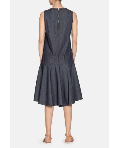 VESTITO IN DENIM CON VOLANT SUL FONDO. Vestibilità regolare.