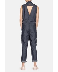 TUTA IN DENIM CON COLLO CAMICIA. Vestibilità regolare.