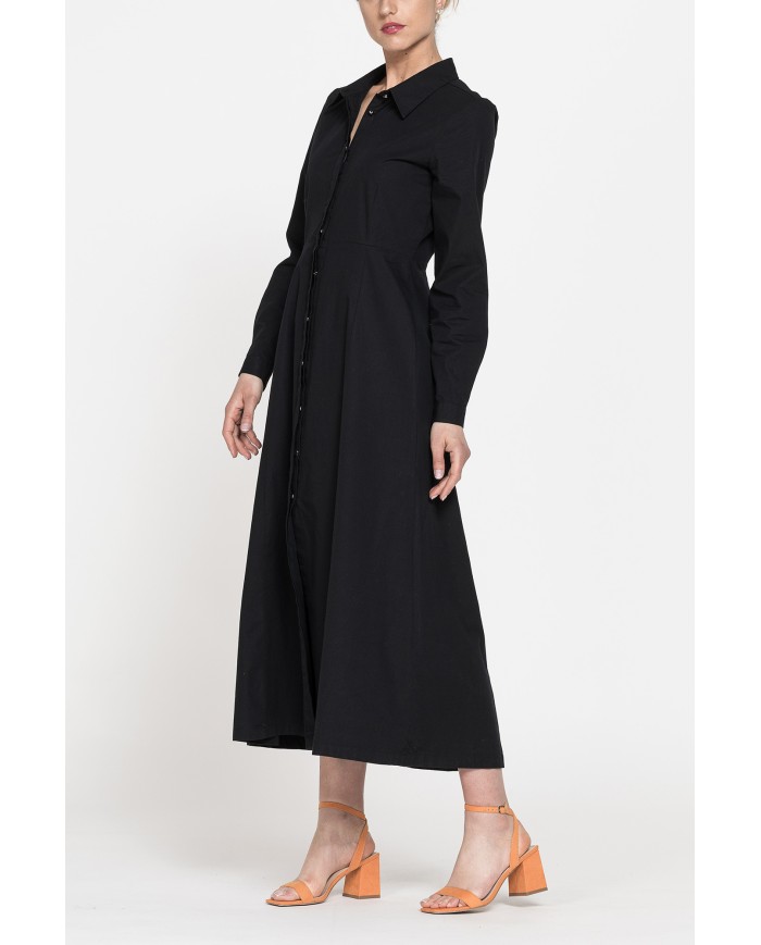 ABITO LUNGO IN TESSUTO FLUIDO CON ABBOTTONATURA FRONTALE