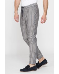 PANTALONE CHINOS CON LACCIO IN VITA MOD. 639. Vita regolare, gamba regolare