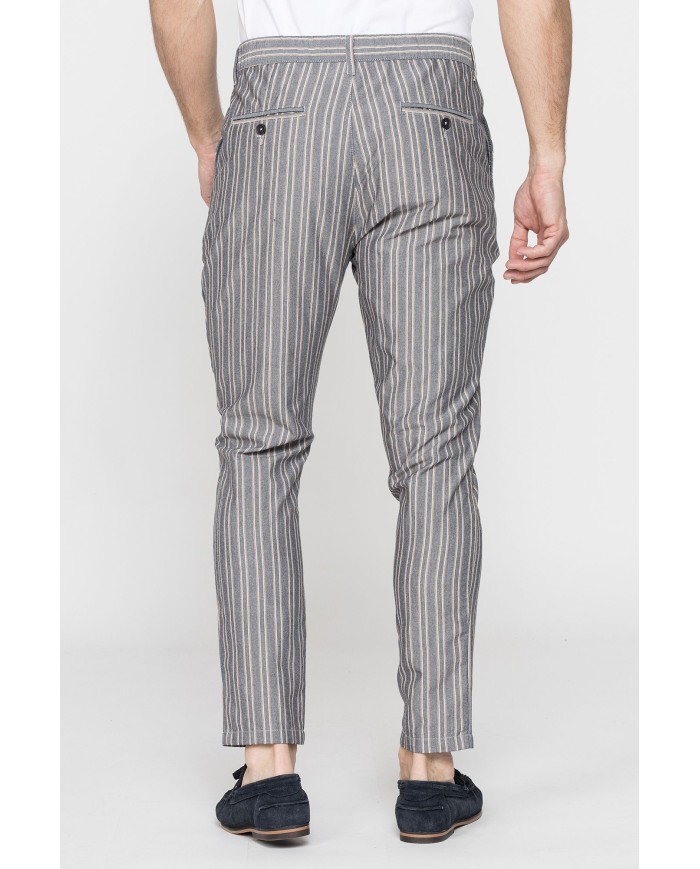 PANTALONE CHINOS CON LACCIO IN VITA MOD. 639. Vita regolare, gamba regolare