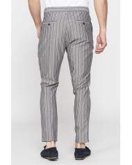 PANTALONE CHINOS CON LACCIO IN VITA MOD. 639. Vita regolare, gamba regolare