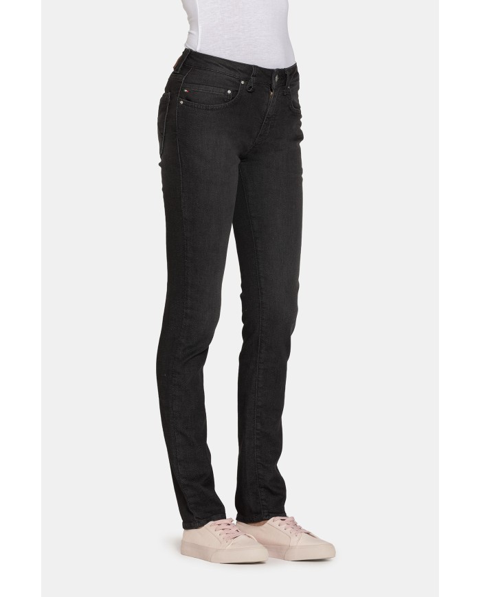 JEANS PASSPORT STRETCH. Vita regolare.