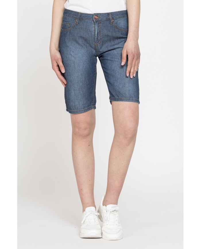 DENIM LEGGERO 100% COTONE. Vita regolare.