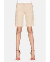 BERMUDA IN POPELINE STRETCH. Vita e gamba regolare.