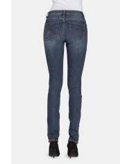 JEANS IN TESSUTO STRETCH MOD 762 . Vita regolare e gamba stretta.
