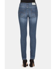 JEANS IN TESSUTO LEGGERO STRETCH 7oz MODELLO T762. Vita alta e gamba stretta.