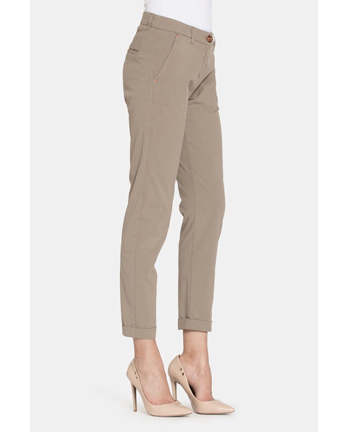 PANTALONE CHINOS IN POPELINE STRETCH.Vita regolare