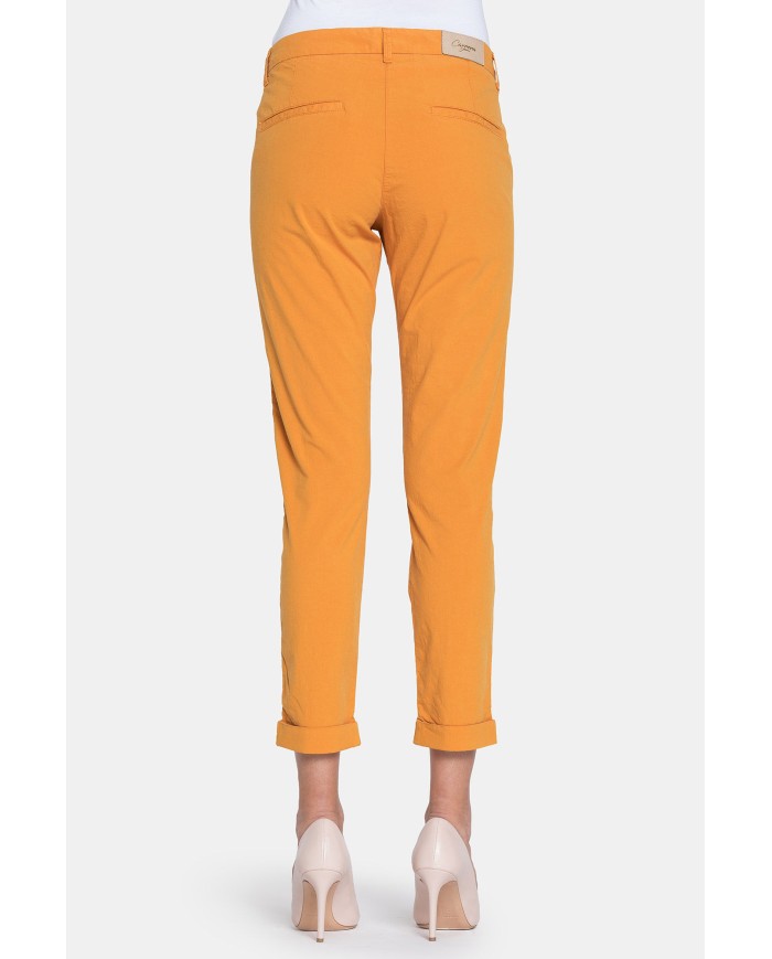 PANTALONE CHINOS IN POPELINE STRETCH.Vita regolare