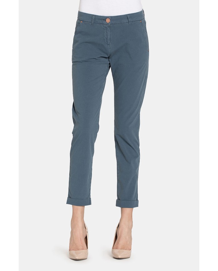 PANTALONE CHINOS IN POPELINE STRETCH.Vita regolare