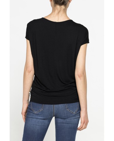 T-SHIRT MORBIDA IN VISCOSA