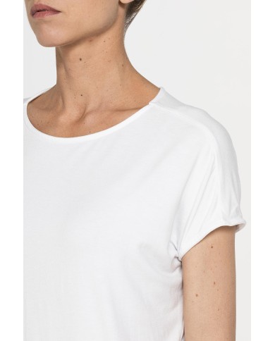 T-SHIRT MORBIDA IN VISCOSA CON FASCIA