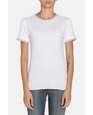 T SHIRT GIROCOLLO IN JERSEY VISCOSA. Vestibilità slim.