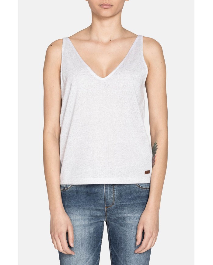 CANOTTA SCOLLO V IN MISTO VISCOSA. Vestibilità regolare.