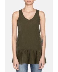 CANOTTA SCOLLO V IN JERSEY 100% COTONE. Vestibilità slim.