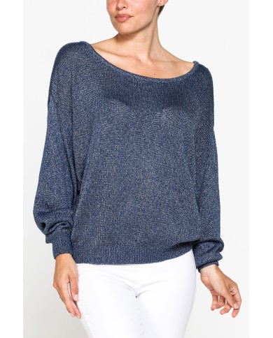 MAGLIA SCOLLO STONDATO. Vestibilità regolare.