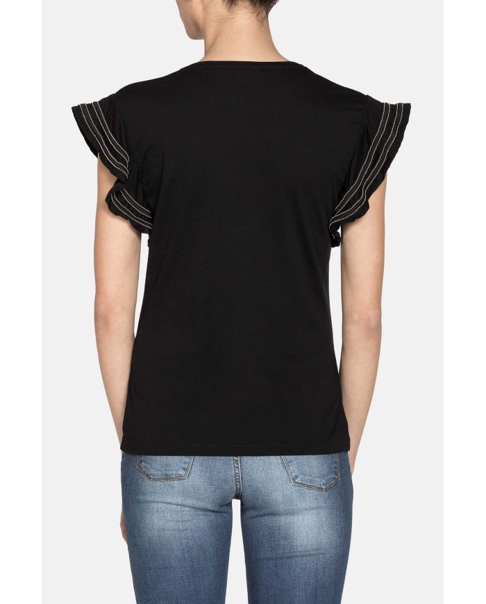 T-SHIRT SCOLLO V IN JERSEY 100% COTONE. Vestibilità slim.