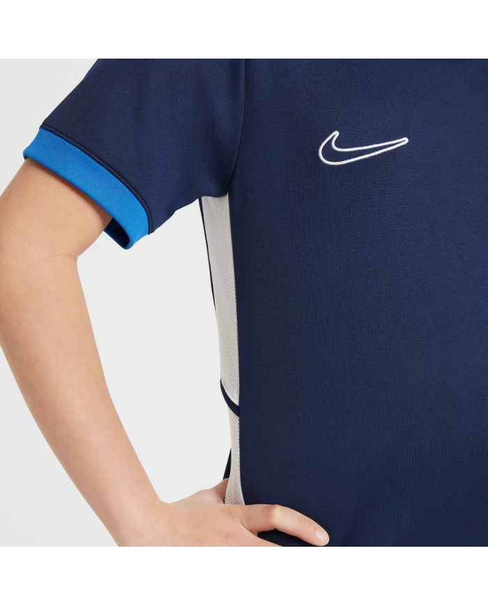 T-shirt Nike Academy FZ9758-410